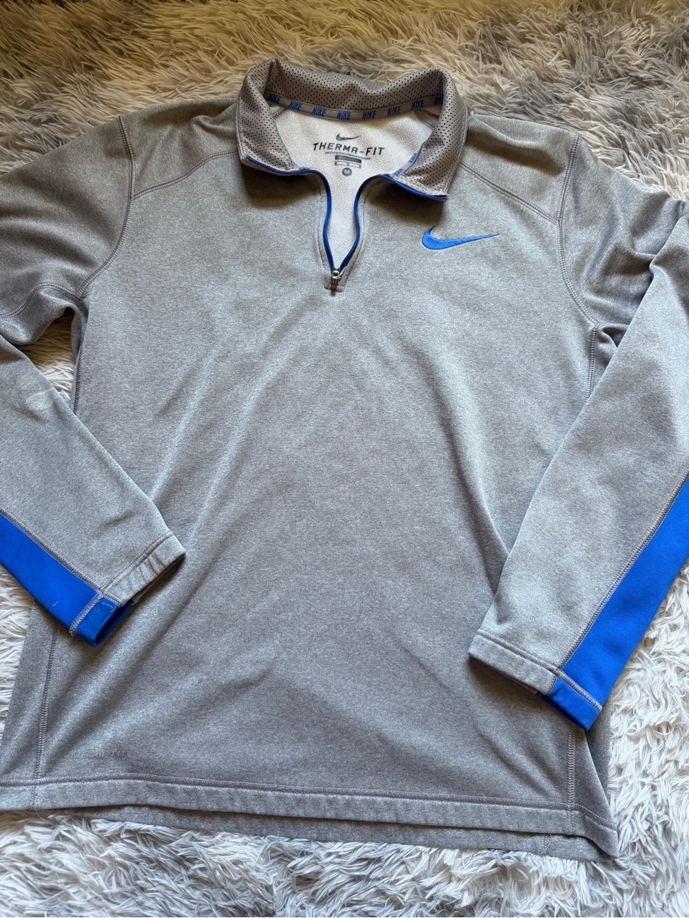 Nike Grey Quarter-Zip Pullover with Blue Accents